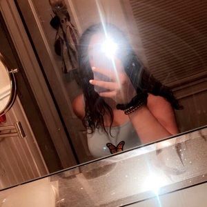 Meet your Posher, Lily